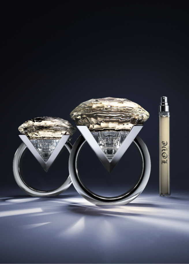 Vera Wang, brand website product image