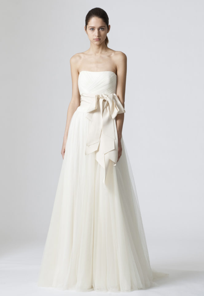 vera wang beach wedding dress