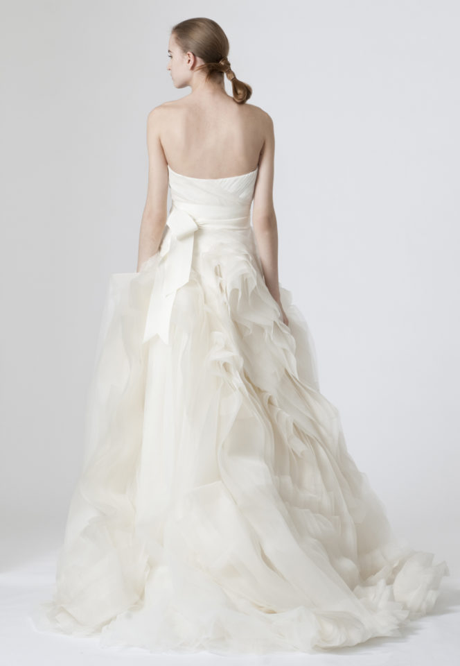 vera wang wedding dress