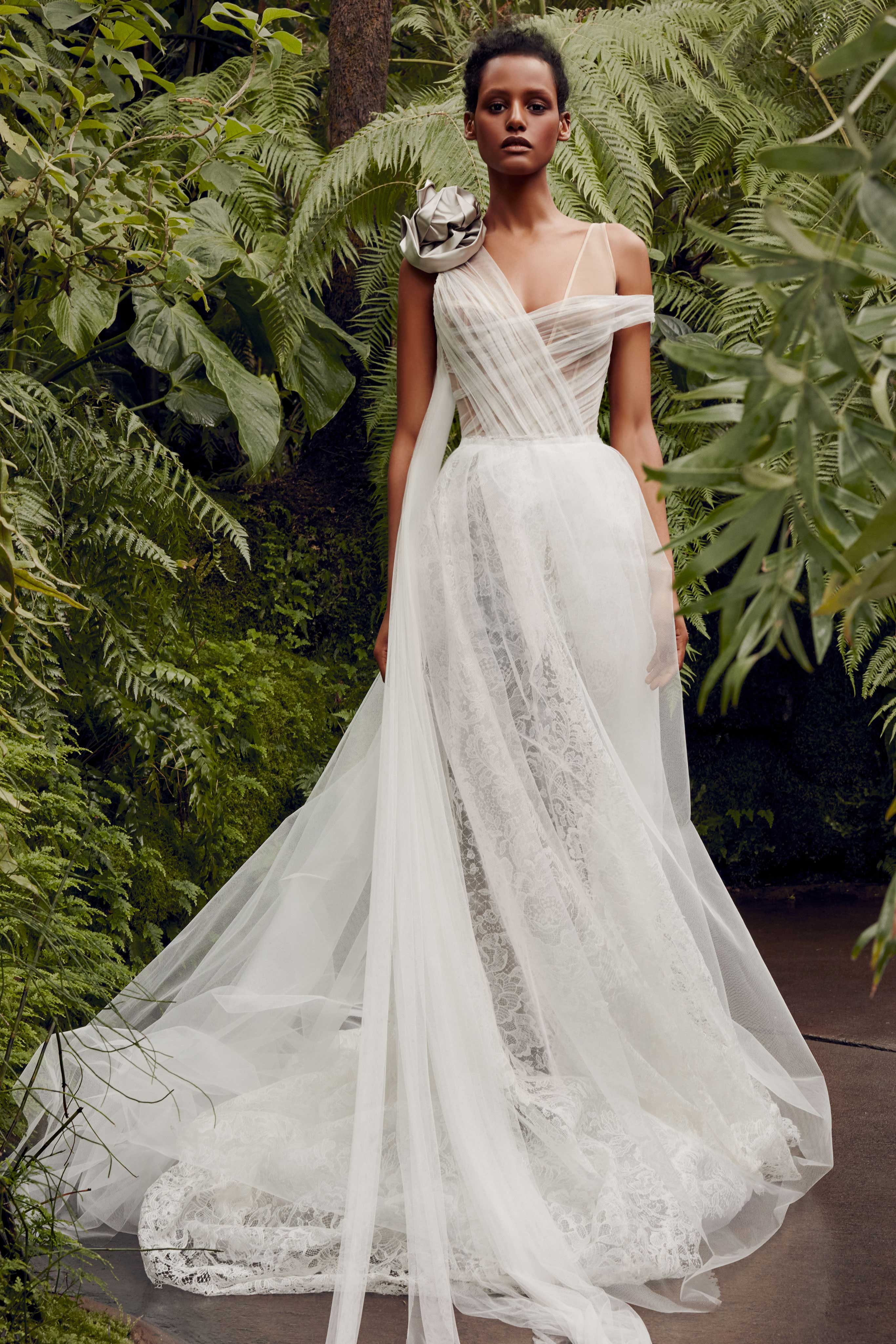 vera wang boho wedding dress